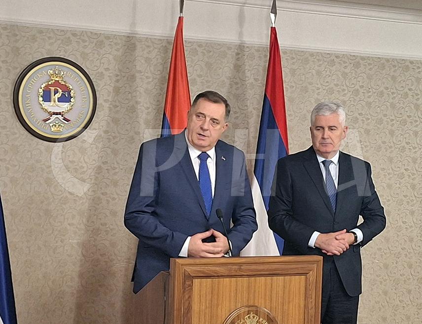 EAST SARAJEVO, NOVEMBER 20 /SRNA/ - SNSD Leader Milorad Dodik expressed the hope that based on the law on border control and the law on personal data, which are the minimum for the further movement of BiH towards the EU, negotiation chapters between BiH and the Union should be opened in March of the following year.