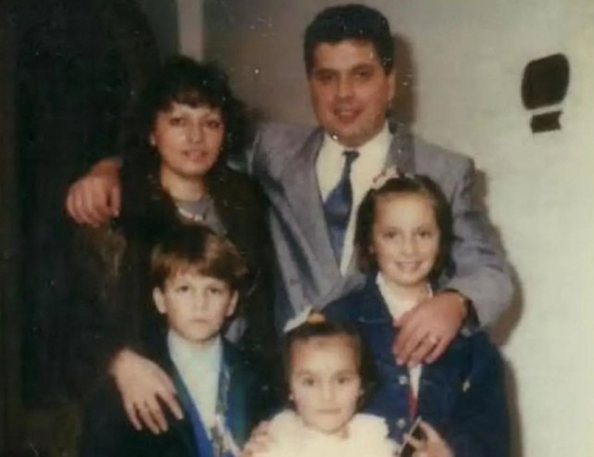 БЕОГРАД, 6. ДЕЦЕМБРА /СРНА/ - Сутра се навршавају 33 године од убиства загребачке српске породице Зец, што представља једну од четири најмонструозније ликвидације породица због њихове етничке припадности у рату деведесетих у Хрватској, саопштено је из Документационо-информативног центра "Веритас".