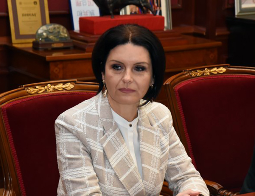 БАЊАЛУКА, 10. ДЕЦЕМБРА /СРНА/ - Предсједник Републичке организације породица заробљених, погинулих бораца и несталих цивила Исидора Граорац рекла је Срни да породице погинулих и несталих имају право на идентитет, истину о судбини својих најмилијих.
