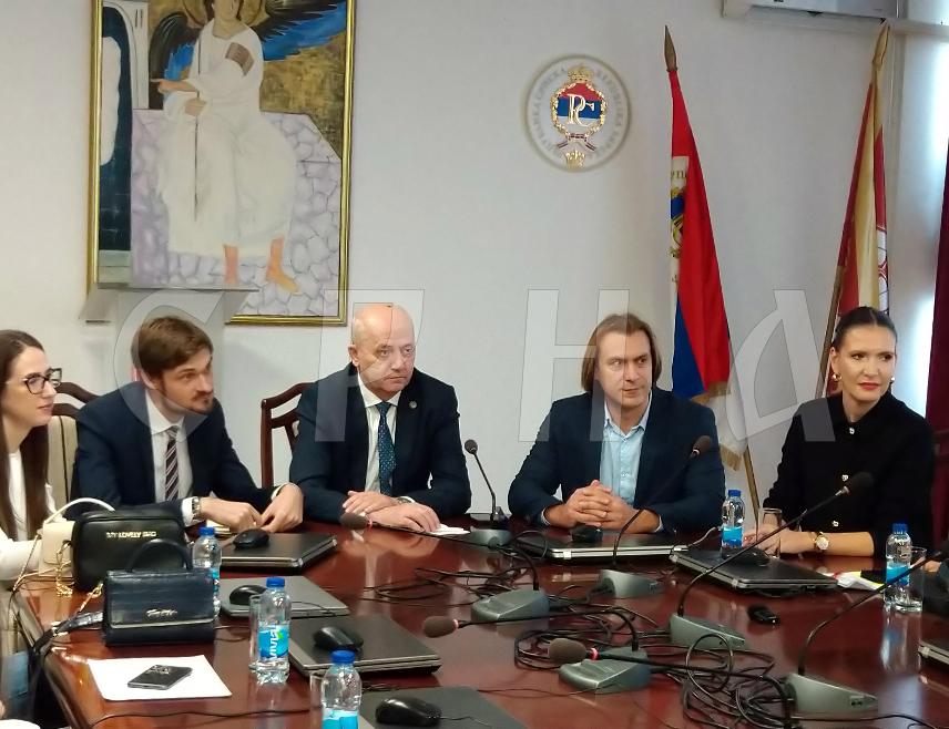ИСТОЧНО САРАЈЕВО, 12. ДЕЦЕМБРА /СРНА/ - Ректор Универзитета у Источном Сарајеву Милан Кулић на пријему за 15 студената Машинског и Електротехничког факултета који су похађали "Зимску школу за студенте инжењере" на Државном универзитету Псков у Руској Федерацији истакао је да је ова посјета за њих била изузетно важна.