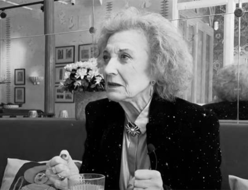МАДРИД, 17. ДЕЦЕМБРА /СРНА/ - Чувена шпанска глумица Мариса Паредес, позната по улогама у филмовима редитеља Педра Алмодовара, умрла је у 79. години, саопштила је Шпанска филмска академија.