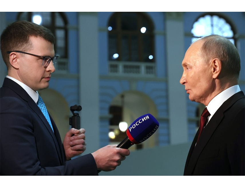 МОСКВА, 22. ДЕЦЕМБРА /СРНА/ - Предсједник Русије Владимир Путин изјавио је да је развој балистичке ракете "орешник" историјски догађај без преседана за ваздухопловну индустрију.