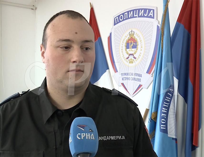 Осим што је вриједан полицијски службеник, Вучковић је и тренер паљанског Џију-џица клуба "Јахорина" већ осам година, а 2023. године проглашен је за најбољег тренера општине Пале