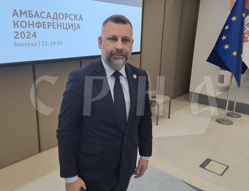 БЕОГРАД, 2. ЈАНУАРА /СРНА/ - Потпредсједник Српске листе Далибор Јевтић изјавио је Срни да је Дан Републике Српске - 9. јануар изузетно важан датум за српски идентитет.