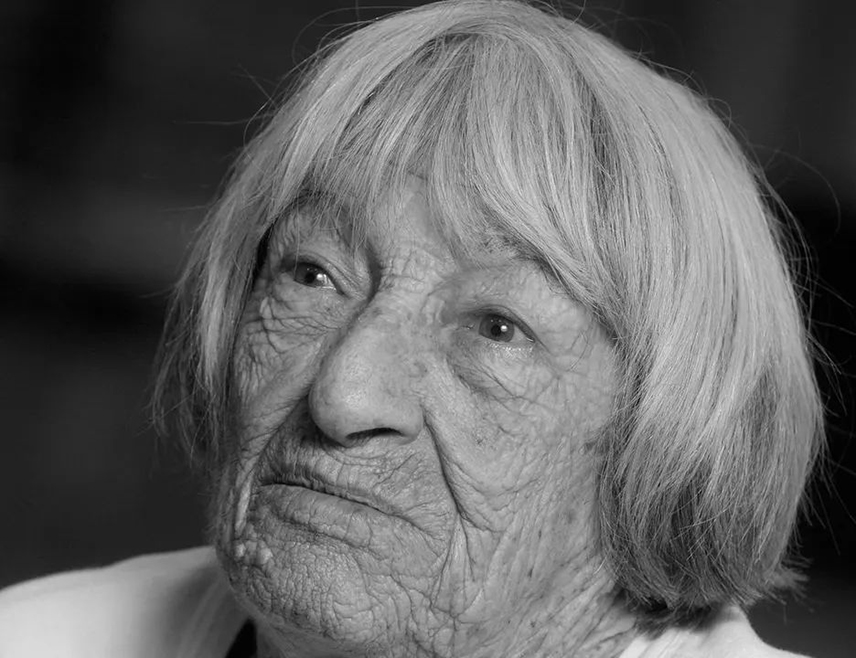 БУДИМПЕШТА, 2. ЈАНУАРА /СРНА/ - Мађарска гимнастичарка Ангес Келети, најстарији олимпијски шампион на свијету, преминула је у 104. години, јавио је лист "Немзети спорт".