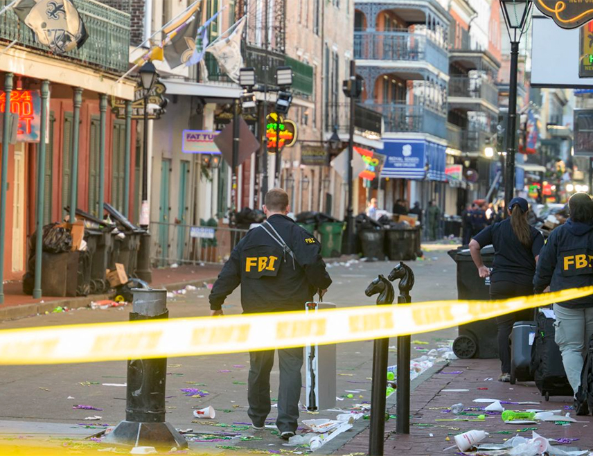 ВАШИНГТОН, 3. ЈАНУАРА /СРНА - РИА Новости/ - Федерални истражни биро /ФБИ/ и Министарство унутрашњих послова САД упозорили су полицијске агенције на потенцијалну пријетњу од нових напада сличних оном који се догодио у Њу Орлеансу, јавила је агенција "Еј-Би-Си њуз".