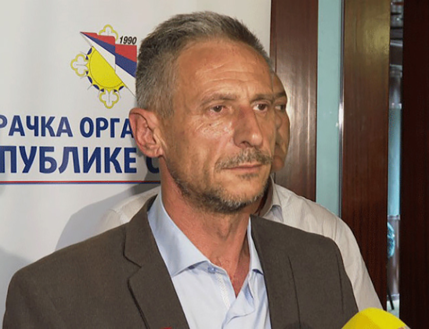 БРАТУНАЦ, 5. ЈАНУАРА /СРНА/ - Предсједник Борачке организације Републике Српске /БОРС/ Радан Остојић рекао је да је у Кравици на православни Божић 1993. године почињен монструозан злочин над Србима за који нико није одговарао, те да су Срби дужни да упозоравају на апсурдност БиХ и њеног правосудног система.