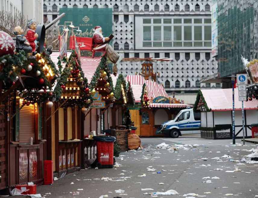 БЕРЛИН, 6. ЈАНУАРА /СРНА/ - Број жртава напада на божићну пијацу у њемачком граду Магдебургу порастао је на шест, након што је једна повријеђена жена накнадно преминула од посљедица напада, саопштено је из тужилаштва.