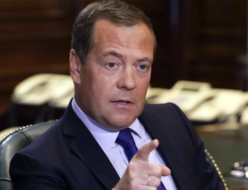 МОСКВА, 6. ЈАНУАРА /СРНА - РИА Новости/ - Предсједник Украјине Владимир Зеленски прекршио је правила политичке коректности између зараћених страна рекавши да презире руски народ, истакао је замјеник предсједавајућег Савјета безбједности Русије Дмитриј Медведев.