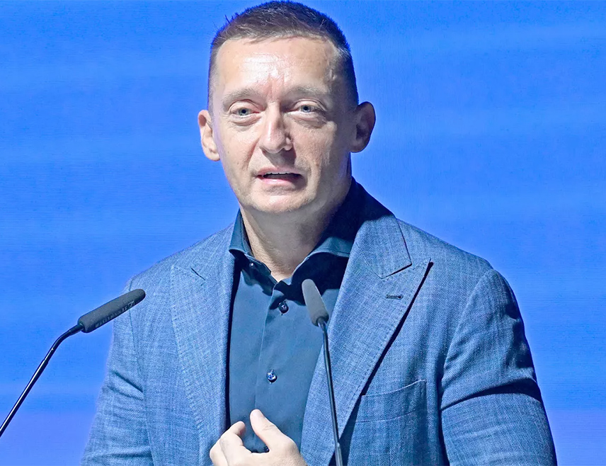 ВАШИНГТОН, 7. ЈАНУАРА /СРНА-Ројтерс/ - Министарство финансија САД саопштило је да је увело санкције званичнику мађарске Владе Анталу Рогану, сараднику премијера Виктора Орбана, због сумње да је умијешан у корупцију у Мађарској.