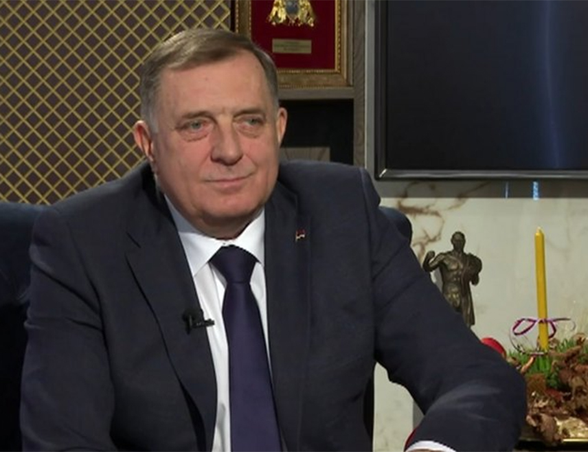 БАЊАЛУКА, 8. ЈАНУАРА /СРНА/ - Предсједник Републике Српске Милорад Додик изјавио је да се осјећа све боље, оцијенивши да је урадио праву ствар да елиминише оно што му је сметало да би имао више снаге да се бори са непријатељима бар наредних десет година.