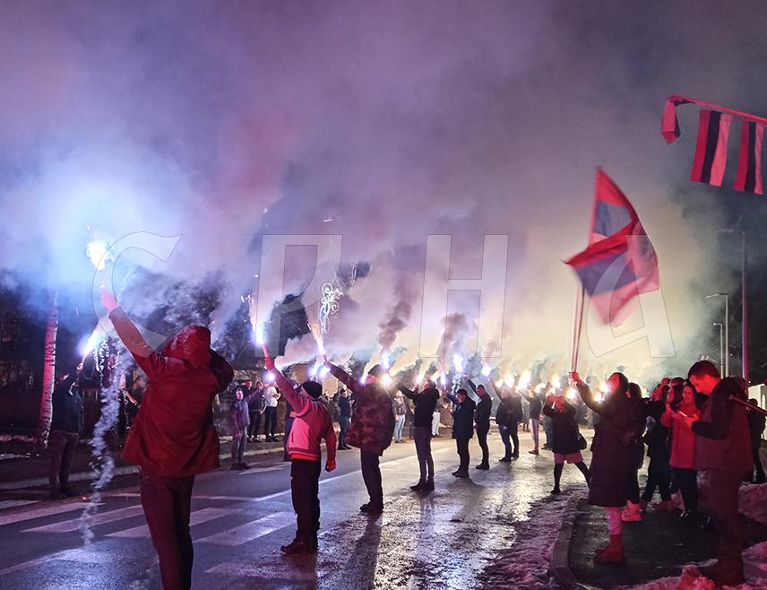 СОКОЛАЦ, 8. ЈАНУАРА /СРНА/ - Начелник соколачке општине Страхиња Башевић рекао је да је обиљежавање Дана Републике - 9. јануара почело развијањем заставе на Сокоцу и слободарској Романији која је увијек живјела за Српску.