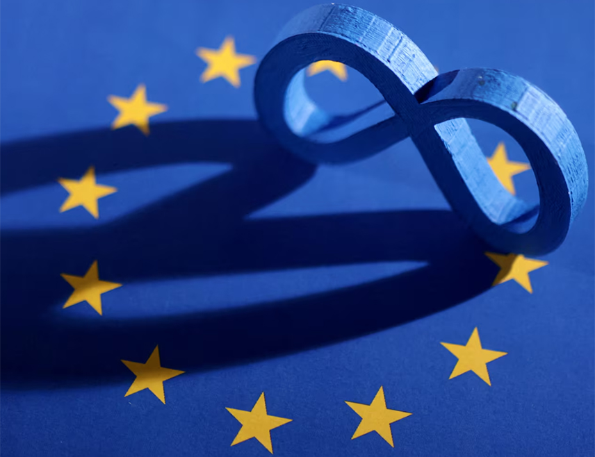 БРИСЕЛ, 8. ЈАНУАРА /СРНА-Ројтерс/ - Општи суд ЕУ пресудио је да Европска комисија мора да плати одштету њемачком држављанину због непоштовања сопствених прописа о заштити података.