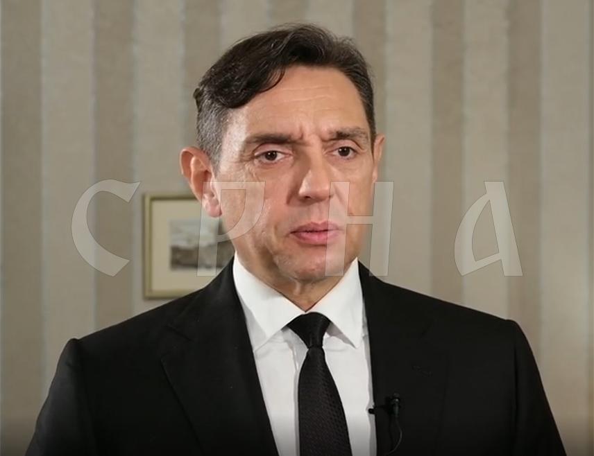 БАЊАЛУКА, 9. ЈАНУАРА /СРНА/ - Потпредсједник Владе Србије Александар Вулин поручио је да је Република Српска отаџбина сваког Србина гдје год да живи.