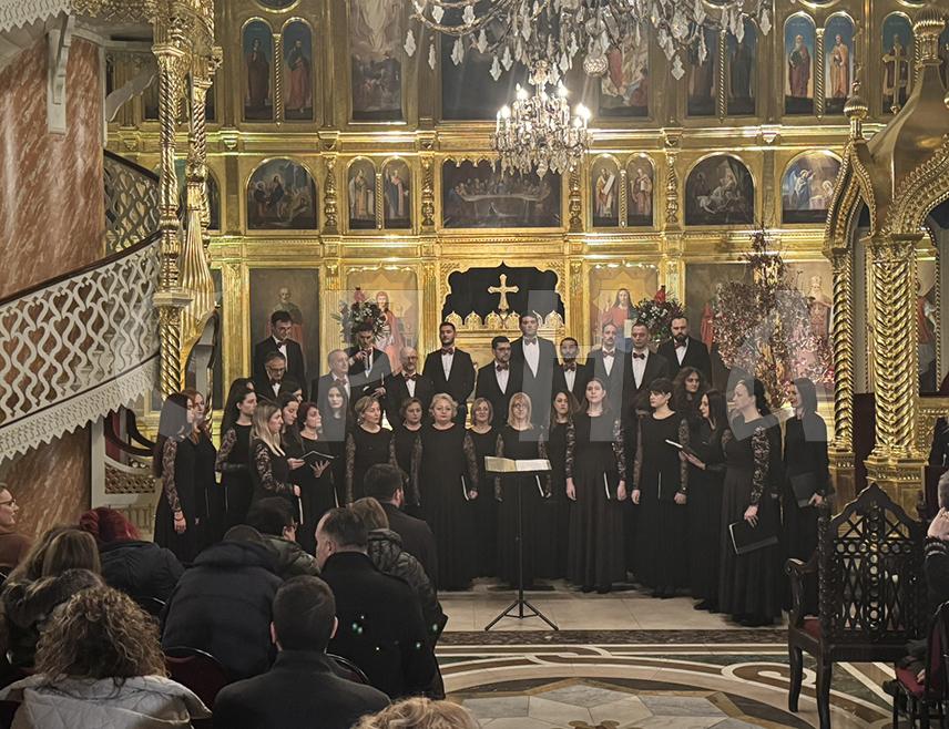 САРАЈЕВО, 11. ЈАНУАРА /СРНА/ - Српско пјевачко друштво "Слога" из Сарајева одржало је вечерас божићни концерт у Саборној цркви Рођења Пресвете Богородице у овом граду уз благослов Његовог високопреосвештенства митрополита дабробосанског Хризостома.