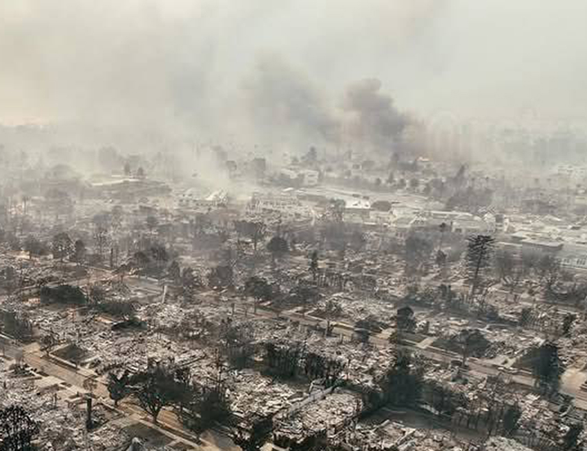 ЛОС АНЂЕЛЕС, 11. ЈАНУАРА /СРНА/ - Ватрогасни званичници Лос Анђелеса изјавили су да су забринути да ће се неколико активних пожара раширити због налета јаког вјетра.
