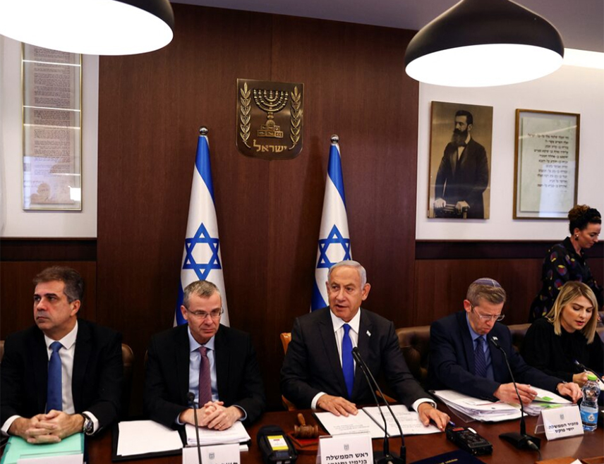 ТЕЛ АВИВ, 15. ЈАНУАРА /СРНА - РИА Новости/ - Кабинет премијера Израела Бењамина Нетанјахуа негирао је извјештаје о томе да је Хамас, наводно, пристао на предложени споразум у вези са Појасом Газе и ослобађањем талаца.