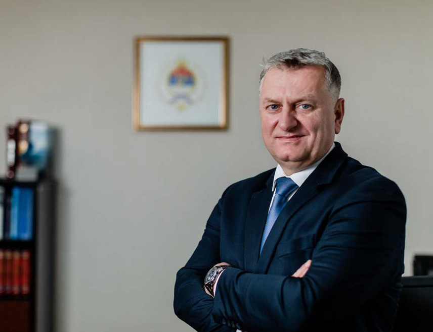 Редовно годишње усклађивање пензија у Српској сигурно неће бити мање од 5,8 одсто. Исплата пензија лани је била редовна, благовремена и ефикасна, окончавана у року од два до три дана у свих 36 држава гдје Фонд ПИО Републике Српске врши исплату