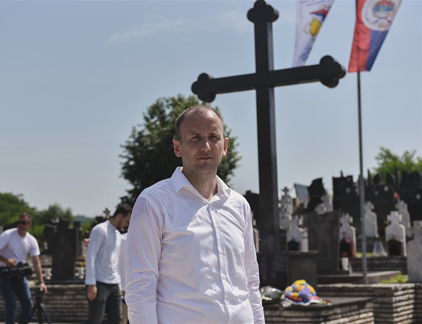 СРЕБРЕНИЦА, 16. ЈАНУАРА /СРНА/ - Подриње је најбољи примјер вријеђања и минимизирања српских жртава над којима је почињен геноцид, рекао је предсједник Организације породица заробљених и погинулих бораца и несталих цивила Сребреницa Бранимир Којић.