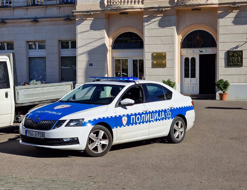 БИЈЕЉИНА, 17. ЈАНУАРА /СРНА/ - У Градској управи Бијељине у току је полицијски претрес, саопштено је из бијељинског Окружног јавној тужилаштва.