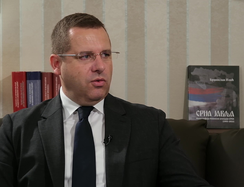 БАЊАЛУКА, 18. ЈАНУАРА /СРНА/ - Сви који су се нашли на посљедњем удару санкција одлазеће америчке администрације нису урадили ништа против закона и устава, Дејтонског споразума и ти људи су понос Републике Српске, рекао је данас портпарол СНСД-а Радован Ковачевић.