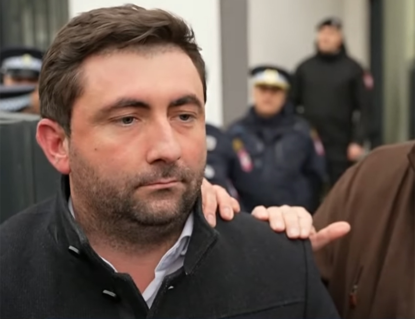 БИЈЕЉИНА, 18. ЈАНУАРА /СРНА/ - Градоначелник Бијељине Љубиша Петровић пуштен је на слободу.