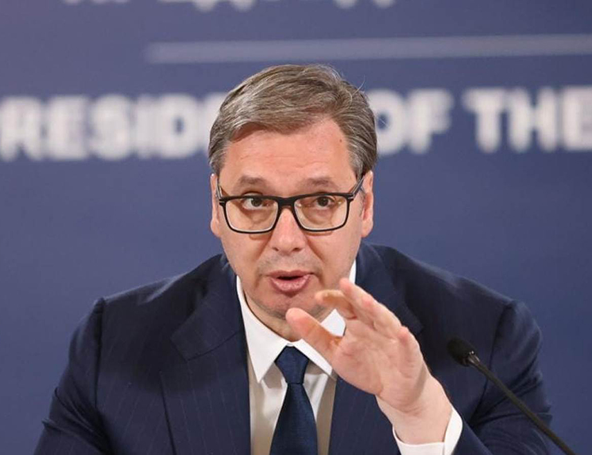 БЕОГРАД, 19. ЈАНУАРА /СРНА/ - Предсједник Србије Александар Вучић рекао је да од новоизабраног америчког предсједника Доналда Tрампа очекује велике промјене и рушење постојећег корумпираног система који је служио за рушења слободарских држава у свијету.