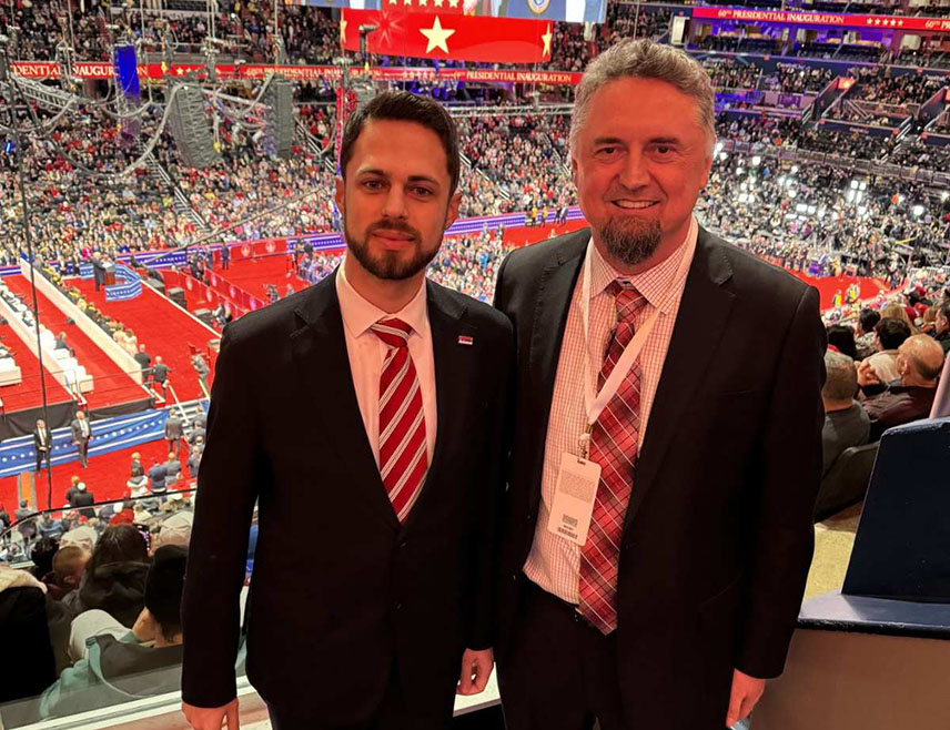 БАЊАЛУКА, 21. ЈАНУАРА /СРНА/ - Делегација Републике Српске и представници удружења која окупљају Србе и подржавају Доналда Трампа присуствовали су свечаностима поводом инаугурације предсједника САД у Вашингтону.