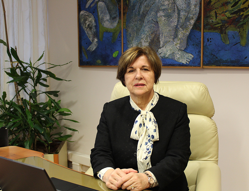 БАЊАЛУКА, 24. ЈАНУАРА /СРНА/ - Министар просвјете и културе Републике Српске Жељка Стојичић изјавила је Срни да је до сада у великом броју школа утврђено да је ријеч о лажној дојави о постављеним експлозивним направама и осудила овакве несавјесне поступке који ремете рад школа.