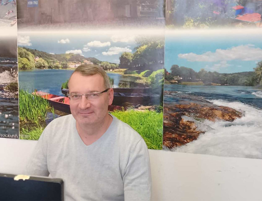 НОВИ ГРАД, 24. ЈАНУАРА /СРНА/ - Директор  Туристичке организације Нови Град Небојша Тодић рекао је да за манифестацију "Дани зиме на Козари" влада велико интересовање, што показују попуњена мјеста у аутобусима али и велики број пријављених који одлазе у приватном аранжману.