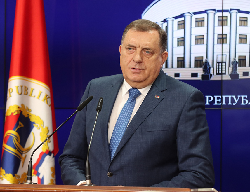 БАЊАЛУКА, 25. ЈАНУАРА /СРНА/ - Предсједник Републике Српске Милорад Додик изјавио је данас да Српска од БиХ нема никакве користи, већ само огромну економску штету.