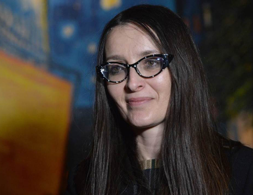 ДРВАР, 27. ЈАНУАРА /СРНА/ - Начелник општине Дрвар Душица Рунић пружила подршку предсједнику Србије Александру Вучићу и његовим сарадницима, истакавши да блокирање главних саобраћајница у Београду никоме неће донијети добро.