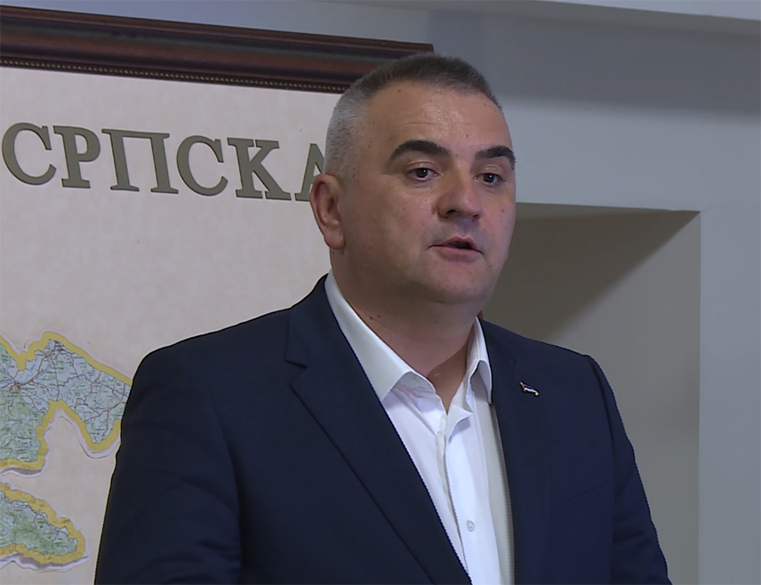 БАЊАЛУКА, 28. ЈАНУАРА /СРНА/ - Министар пољопривреде, шумарства и водопривреде Републике Српске Саво Минић данас ће на конференцији за новинаре у Бањалуци говорити о стању у предузећу "Шуме Српске".