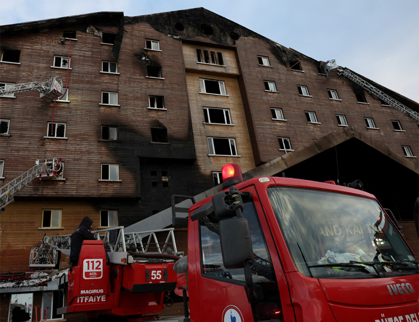 АНКАРА, 29. ЈАНУАРА /СРНА - РИА Новости/ - Укупно 28 лица приведено је у вези са пожаром у скијашком одмаралишту у Турској у којем је погинуло 78 људи, изјавио је турски предсједник Реџеп Тајип Ердоган.