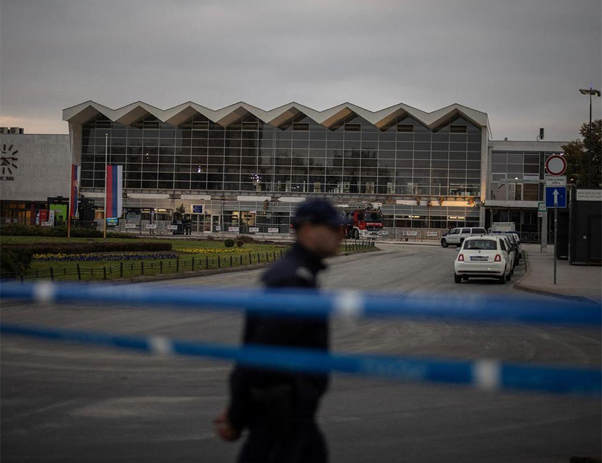 БЕОГРАД, 29.ЈАНУАРА /СРНА/ - Виши суд у Новом Саду продужио је за још 30 дана притвор осумњиченима за пад надстрешнице на Жељезничкој станици у Новом Саду када је страдало 15 особа.