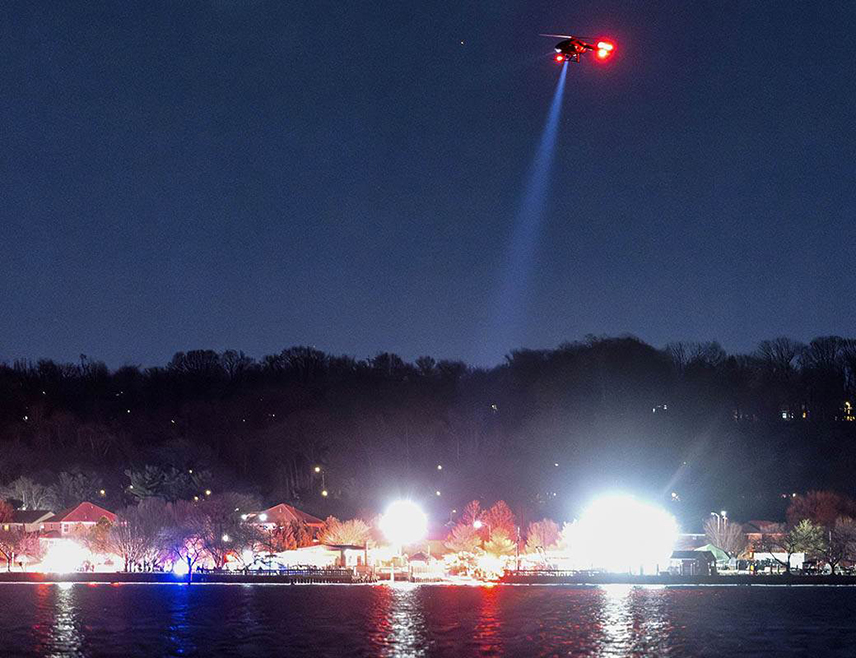 ВАШИНГТОН,  30.ЈАНУАРА /СРНА/ - Амерички секретар за одбрану Пит Хегсет рекао је да је судар војног хеликоптера и путничког авиона изнад Вашингтона  резултат "трагичне грешке".