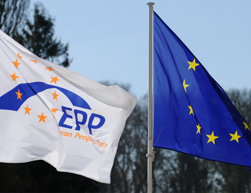 БРИСЕЛ, 31. ЈАНУАРА /СРНА/ - Парламентарна група у Европском парламенту Европски конзервативци и реформисти /ЕЦР/ позвала је Европску народну партију /ЕПП/ десног центра да формира савез са крајње десним Патриотама за Европу, наводи се у писму у које је "Политико" имао увид.