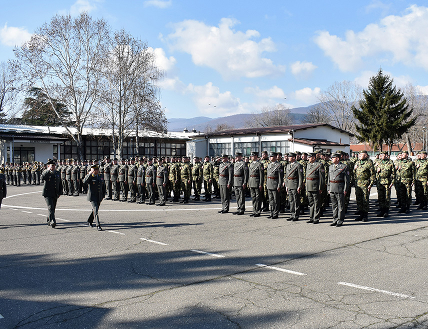 БЕОГРАД, 31. ЈАНУАРА /СРНА/ - Припадници Четврте бригаде копнене војске Србије данас су у касарни "Први пешадијски пук књаза Милоша Великог" у Врању, свечано обиљежили Дан јединице установљен у спомен на 31. јануар 1878. године, када је српска војска ослободила Врање.