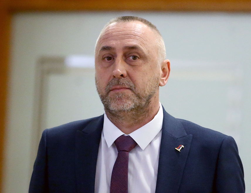 БАЊАЛУКА, 1. ФЕБРУАРА /СРНА/ - Министар рада и борачко–инвалидске заштите Републике Српске Данијел Егић рекао је да ће обнова војничког гробља Нови Зејтинлик на Сокоцу бити завршена ове године захваљујући томе што је предсједник Српске Милорад Додик за ову намјену из буџета предсједника издвојио 500.000 КМ.