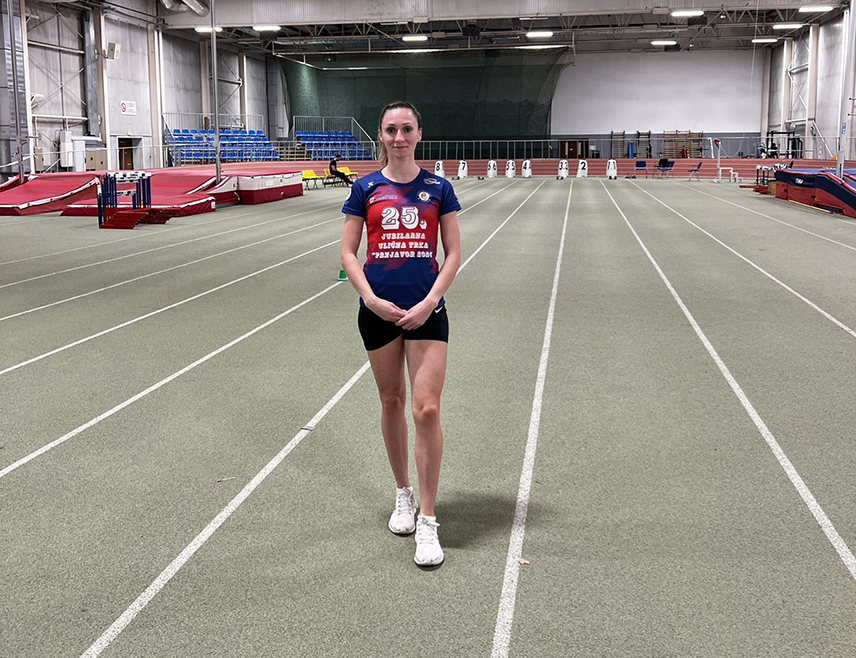 БАЊАЛУКА, 2. ФЕБРУАРА /СРНА/ - Предсједник Владе Републике Српске Радован Вишковић честитао је атлетичaрки Јелени Гајић из Прњавора освајање златне медаље на атлетском митингу у Будимпешти, истичући да се сви у Српској радују њеном успјеху.