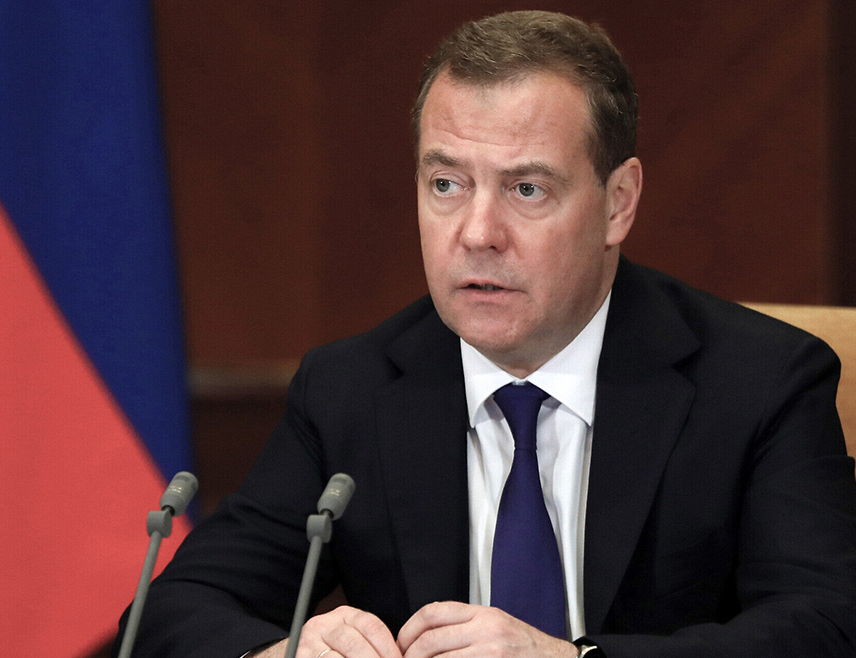 МОСКВА, 3. ФЕБРУАРА /СРНА/ - Милијарде долара америчке помоћи издвојене за Кијев узели су корумпирани званичници у Вашингтону и Кијеву, истакао је замјеник предсједавајућег Савјета безбједности Русије Дмитриј Медведев.