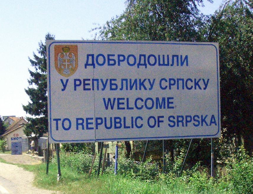НОВИ ГРАД, 4. ФЕБРУАРА /СРНА/ - Начелник општине Нови Град Мирослав Дрљача сматра да је веома значајно што су табле са натписом "Добро дошли у Републику Српску" законски регулисане, али да је понашање делегата у Дому народа Парламентарне скупштине БиХ из опозиционих странка у Српској показало да им је од кључних питања за Српску битније да дођу на власт на нивоу заједничких институција.