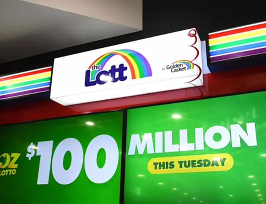 ЛОНДОН, 6. ФЕБРУАРА /СРНА/ - Сто милиона евра освојио је на британској лутрији, а послије 13 дана јавио се да преузме награду.