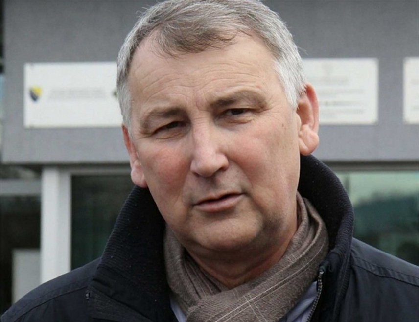 БИЈЕЉИНА, 11. ФЕБРУАРА /СРНА/ - Адвокат из Републике Српске Миодраг Стојановић оцијенио је да стварање међународних кривичних судова узима суверенитет БиХ и да је увођење америчких санкција Међународном кривичном суду тренутак да и БиХ ревидира свој став према овом суду.