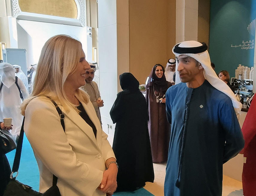 ДУБАИ, 11. ФЕБРУАРА /СРНА/ - Српски члан и предсједавајућа Предсједништва БиХ Жељка Цвијановић изјавила је да је имала добар разговор са министром спољне трговине Уједињених Арапских Емирата Танијем ал Зејудијем на маргинама Свјетског самита влада у Дубаију.