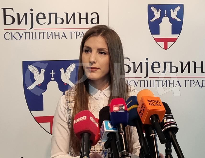 БИЈЕЉИНА, 11. ФЕБРУАРА /СРНА/ - Штрајк у дјечијем вртићу "Чика Јова Змај" у Бијељини биће обустављен захваљујући данас донесеним закључцима на ванредној сједници Супштине града.