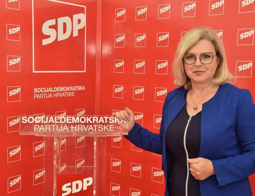 ВАРАЖДИН, 11. ФЕБРУАРА /СРНА/ - Посланик СДП-а у Сабору Барбара Антолић Вупора ухапшена је у данашњој акцији Ускока због сумње на подстицање на злоупотребу положаја.