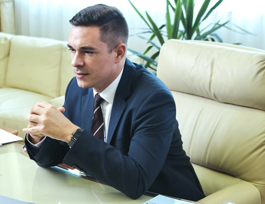 БАЊАЛУКА, 15. ФЕБРУАРА /СРНА/ - Измјенама и допунама Закона о судској полицији Републике Српске биће омогућене измјене у организационој структури, које ће допринијети ефикасности у раду и напредовању полицијских службеника, изјавио је Срни министар правде Републике Српске Милош Букејловић.