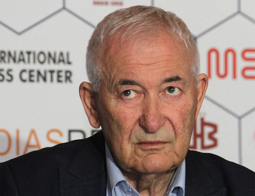 ДРВАР, 18. ФЕБРАУРА /СРНА/ - Предсједник Завичајних социјалдемократа Миле Марчета подржао је предсједника Републике Српске Милорада Додика у његовој борби против неправде увјерен да ће имати подршку Срба, ма гдје били.