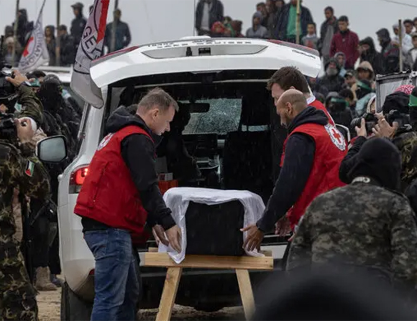 КАИРО, 21. ФЕБРУАРА /СРНА/ - Хамас је предао тијело израелског таоца Шири Бибас, јавио је телевизијски канал Ал Џазира.